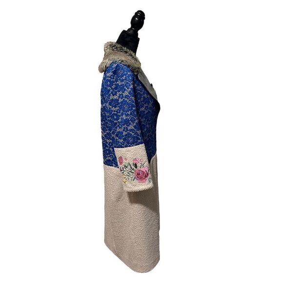 Hip Curve Embroidered Trench Coat With Lace & Sherpa Accents NWT - Picture 8 of 17